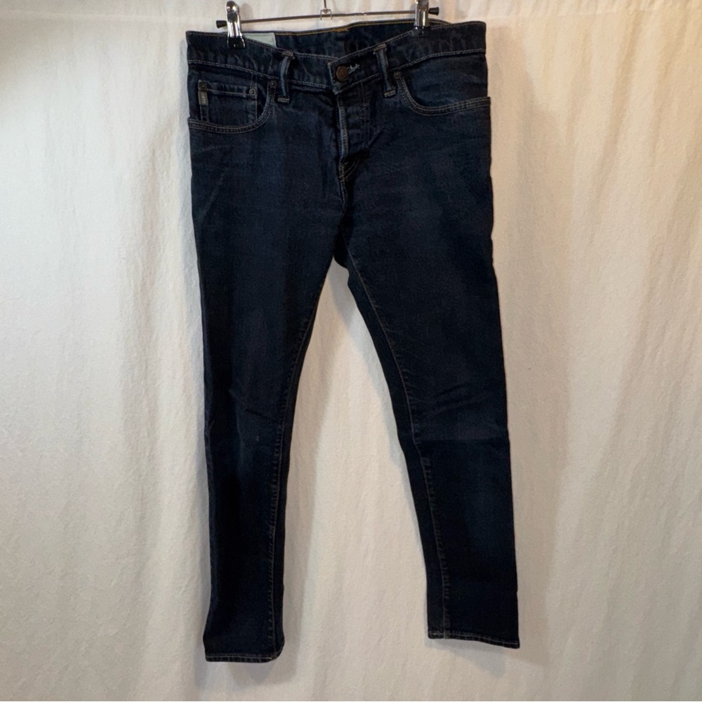Gently Used Men’s Abercrombie & Fitch Super Skinny Dark Wash Denim Jeans 31x30